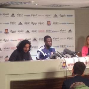 Marc Joss football interpreter with Cheikhou Kouyaté